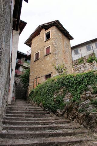 Sentiero di Costalottiere